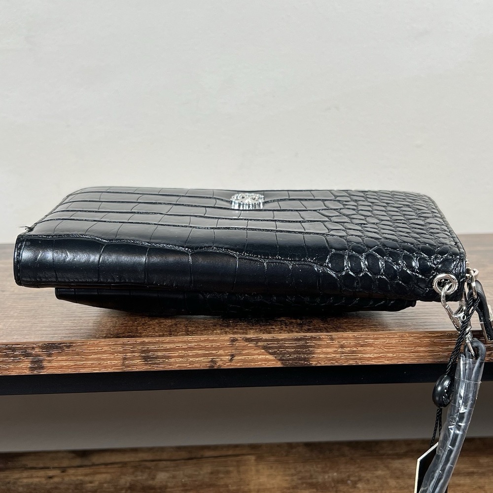 Christian Lacroix Wallet Zipper Closure Back Pocket NWT Black Wristlet Strap - Picture 8 of 9